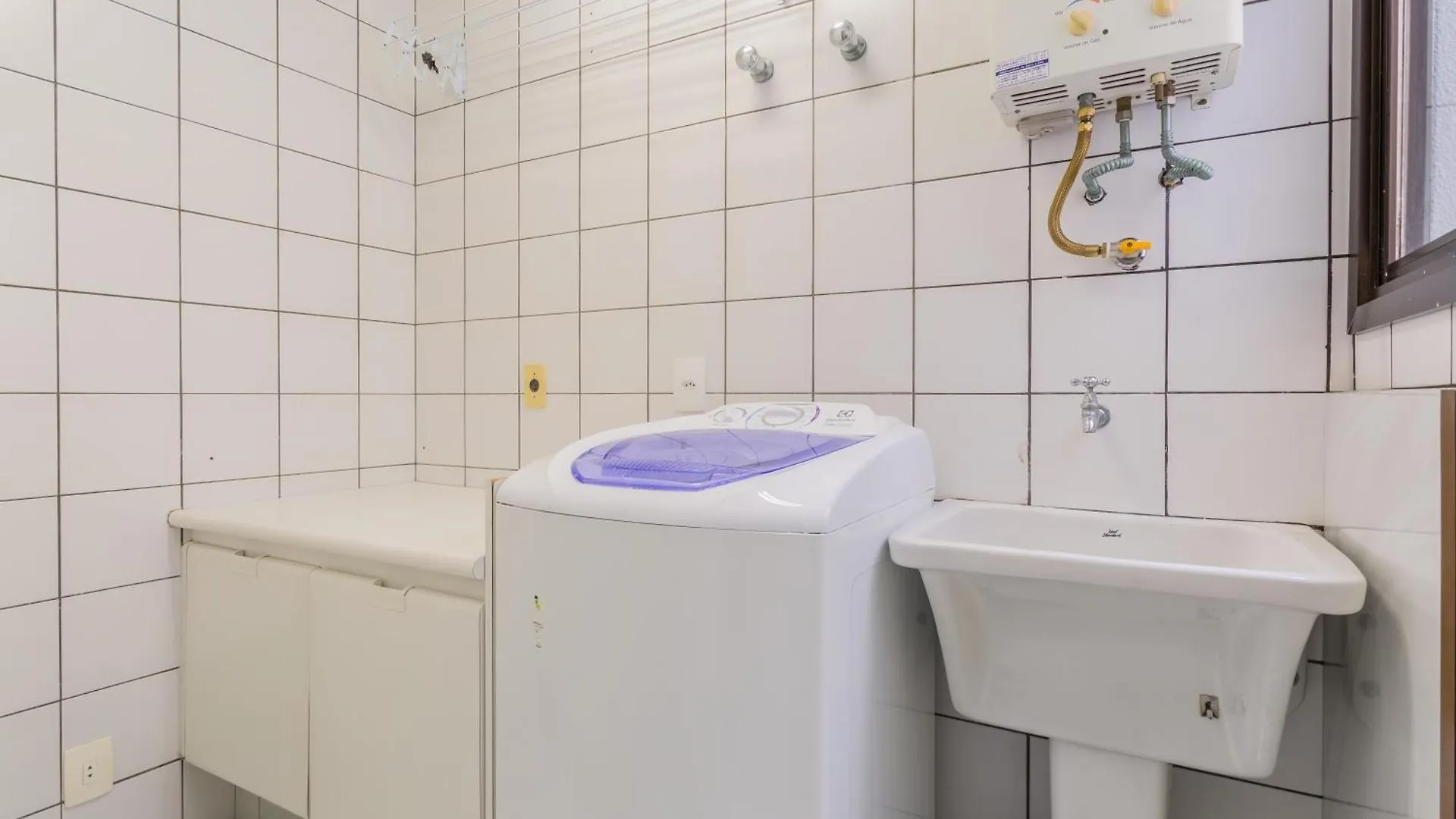 Apartament Ap Pratico Na Frei Caneca, Shopping/Beiramarfb8258 Florianópolis